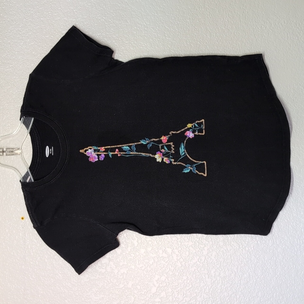 **Old Navy/ Girls/Black Short Sleeve Tee with Floral Eiffel Design/ Size:XL(14)
